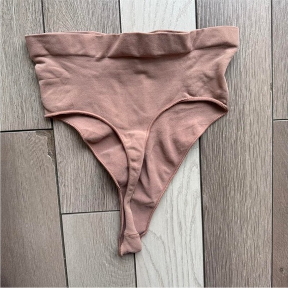 Skims high waisted thong lingerie underwear L/XL NEW NWOB - Picture 4 of 6